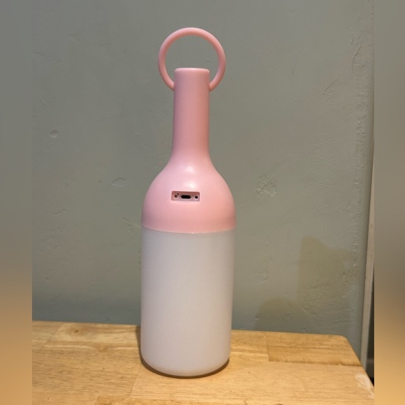 Elo Hanging lantern. Warm White LED Light. Brand New In Box. - Picture 13 of 14